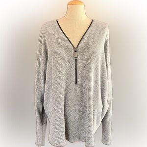 ARIELLA Gray Ribbed V-Neck Sweater with Zipper - M/L